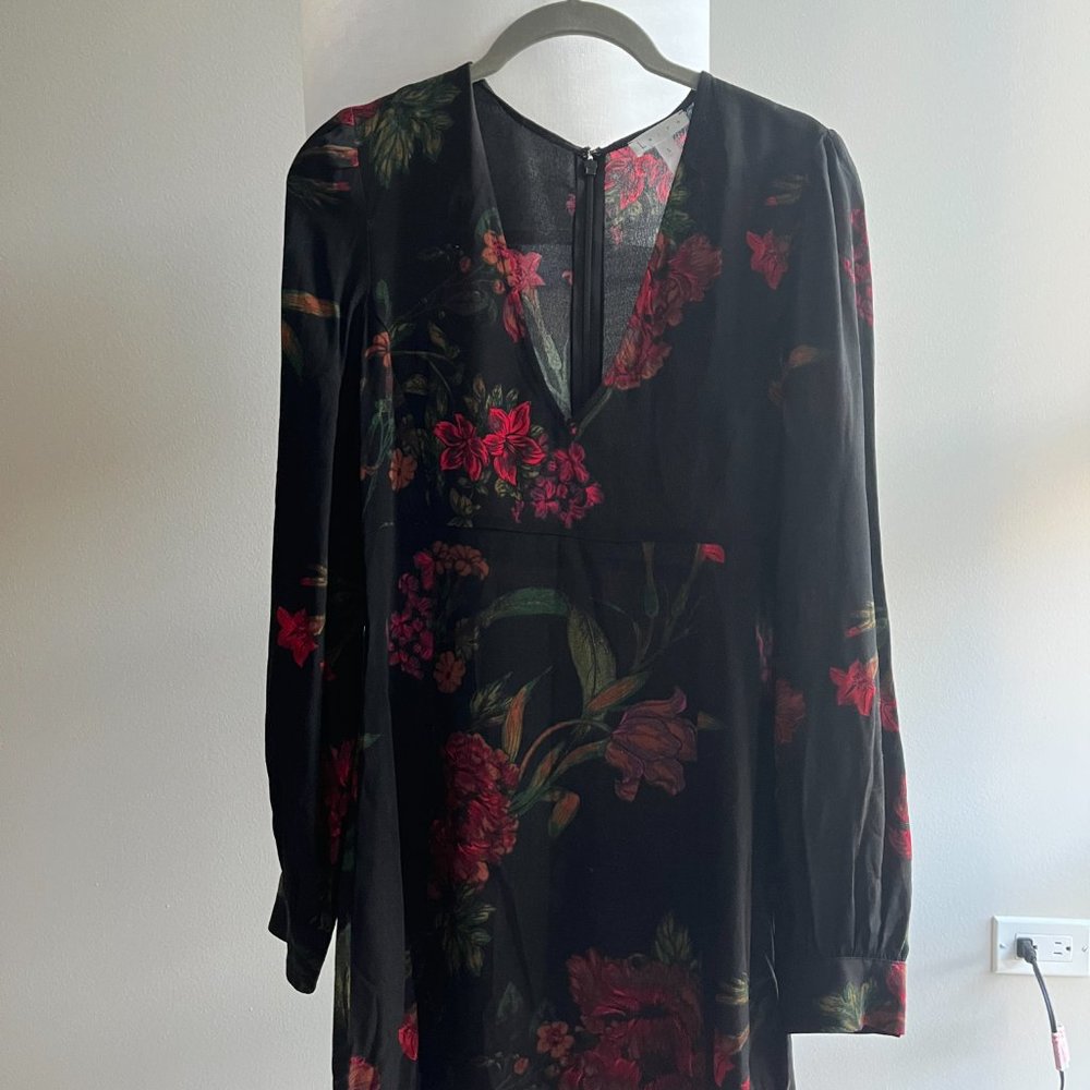 Beautiful Anthropologie Floral Leith Dress Size Small